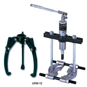 ukm-12